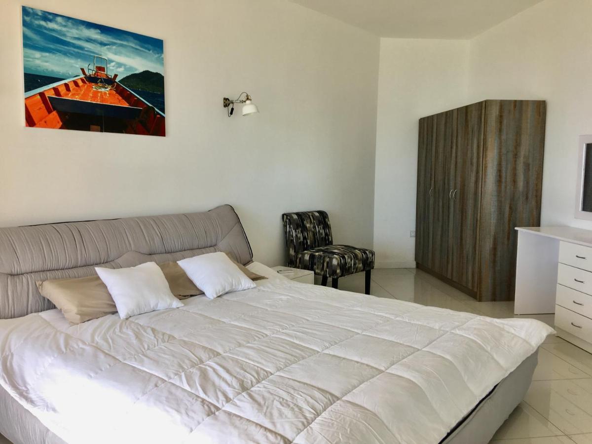 Ocean View Appartement Flic-en-Flacq Buitenkant foto